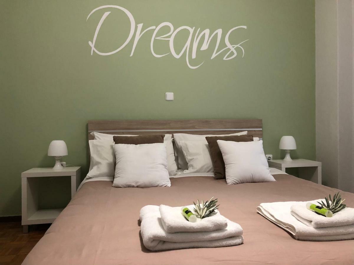 Olive Tree Apartment Of Athens - City Center Εξωτερικό φωτογραφία